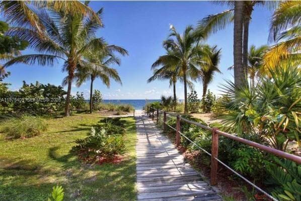 881 Ocean Dr #TH7 photo 13