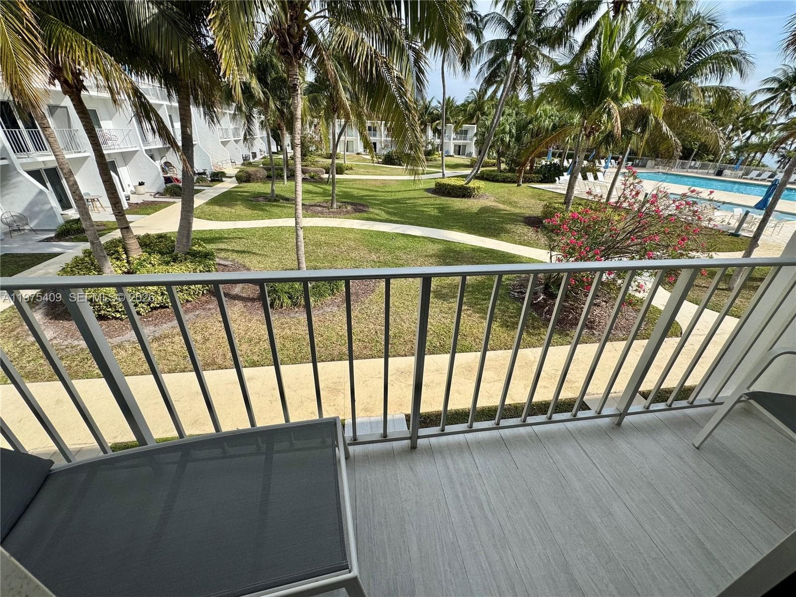 881 Ocean Dr #TH7 photo 18