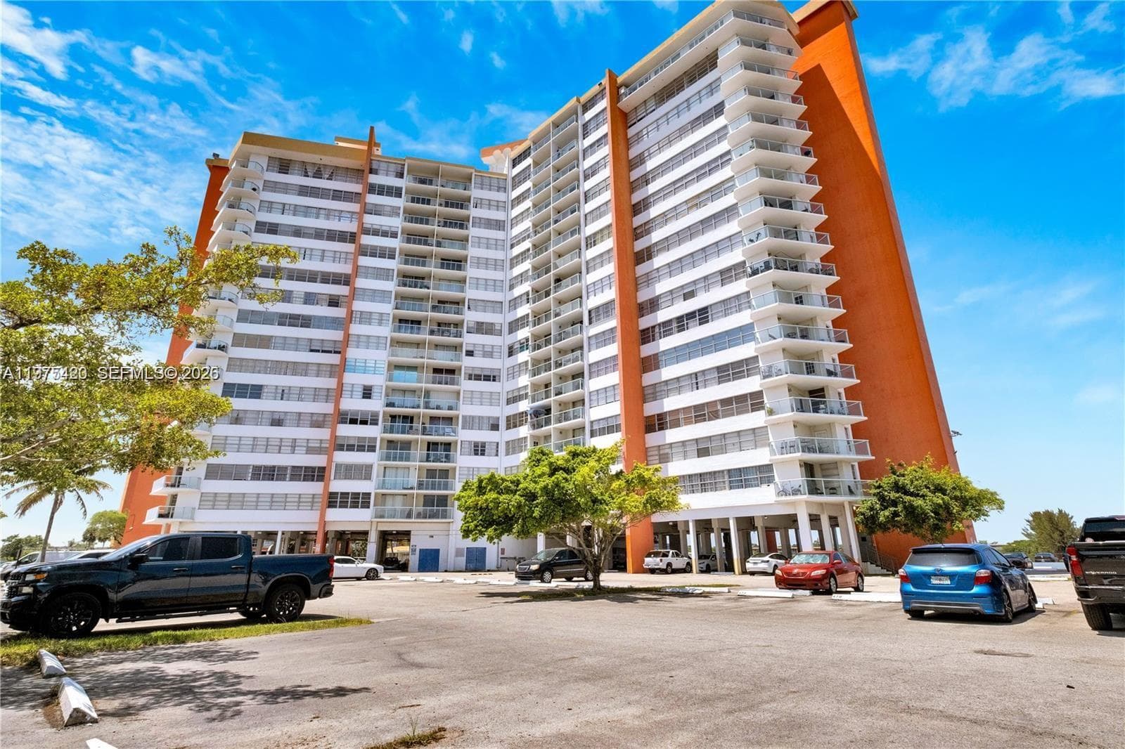 BUCKLEY TOWERS CONDO - EA · #1615E in Miami - Photo 2