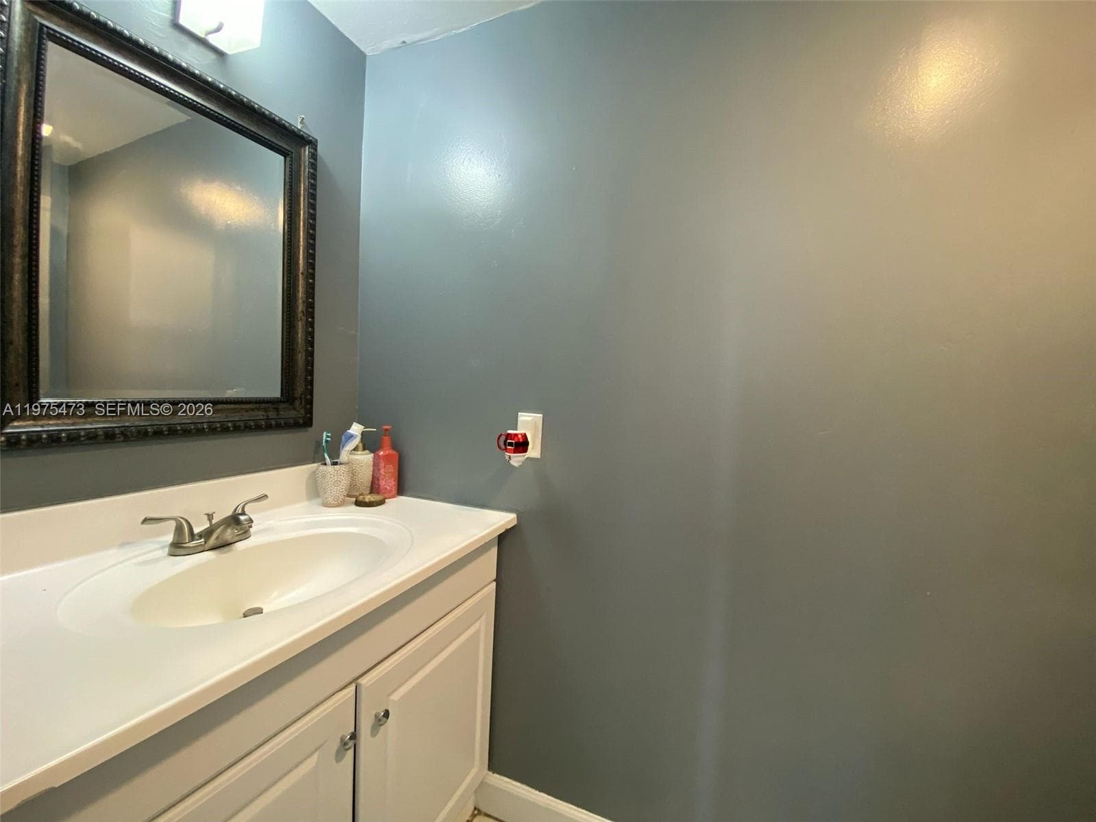 DOLPHIN CONDO · #208 in North Miami Beach - Photo 8