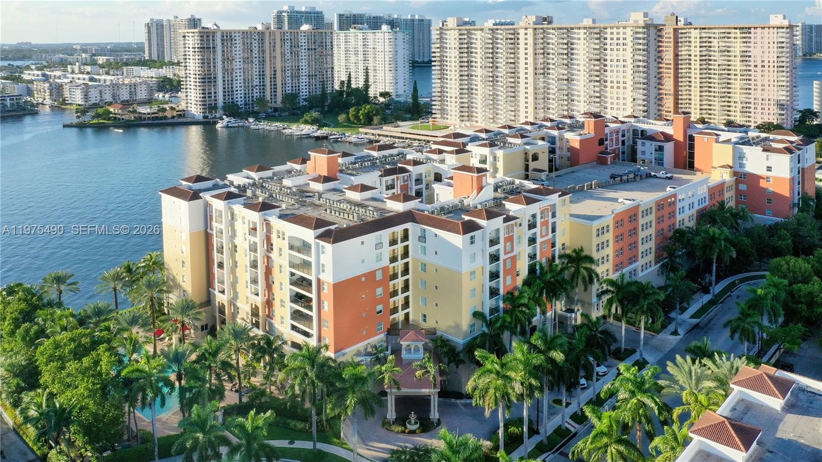 Porto Bellagio · #1802 in Sunny Isles Beach - Photo 36
