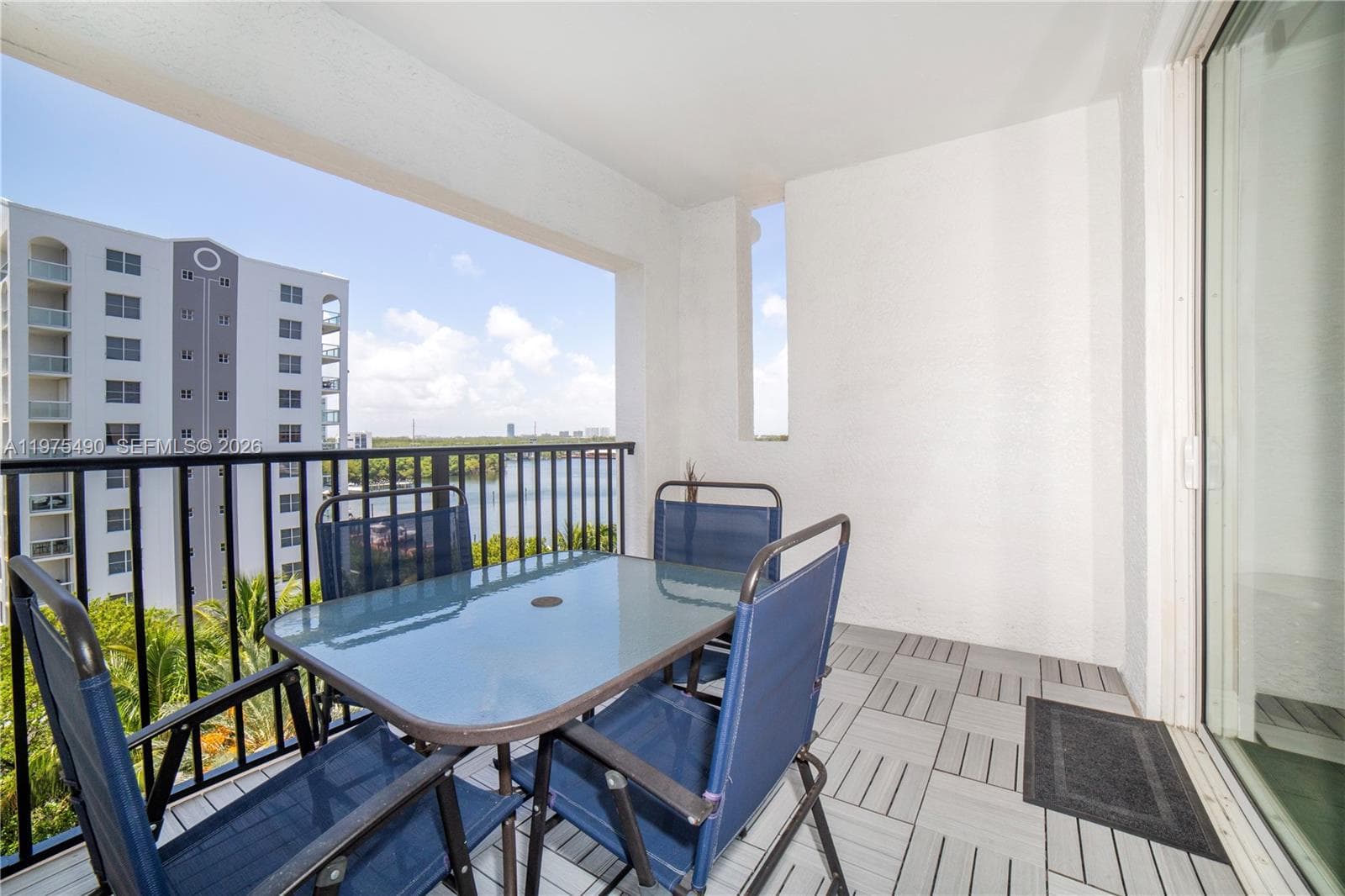 Porto Bellagio · #1802 in Sunny Isles Beach - Photo 28