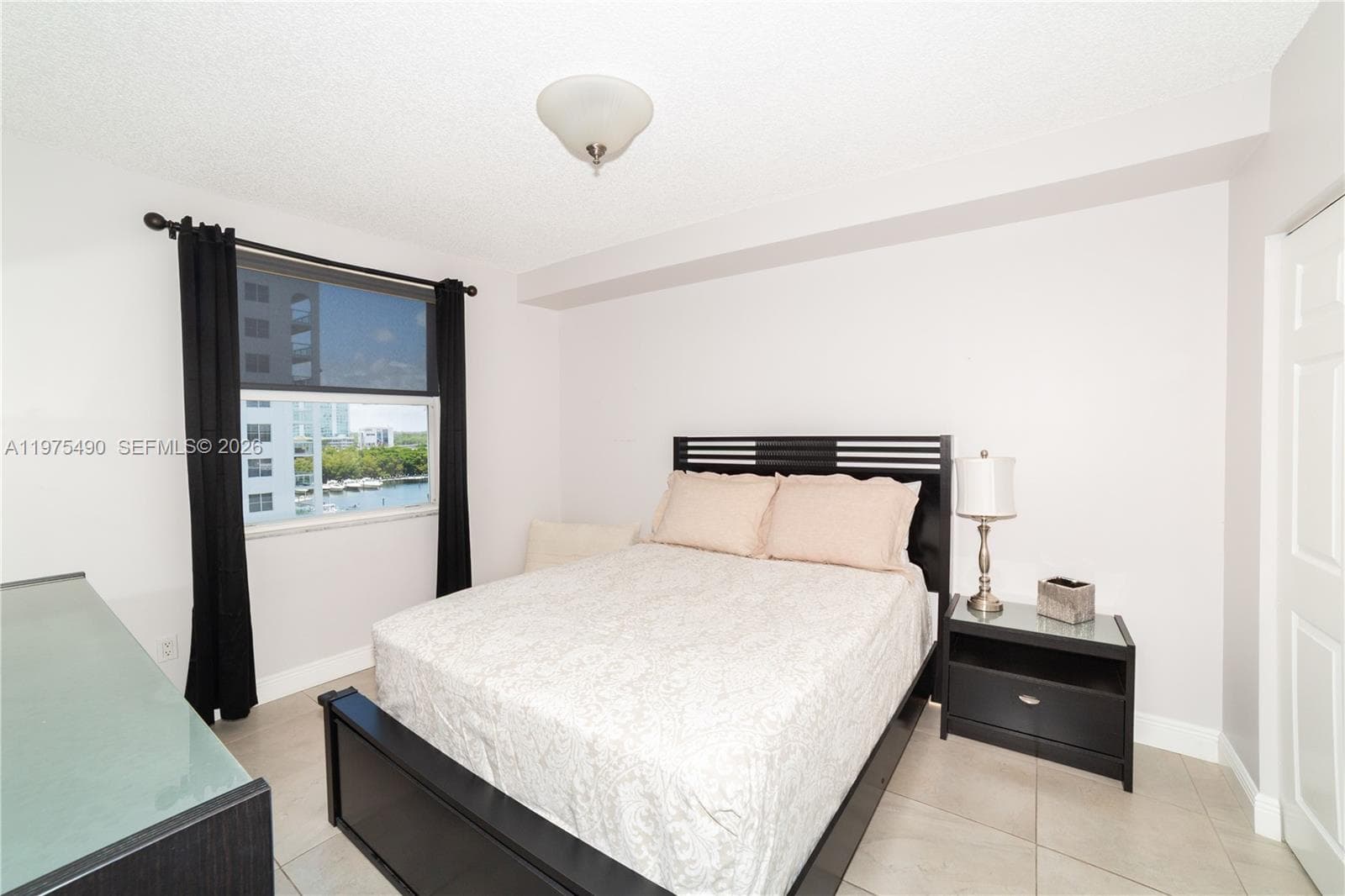 Porto Bellagio · #1802 in Sunny Isles Beach - Photo 19