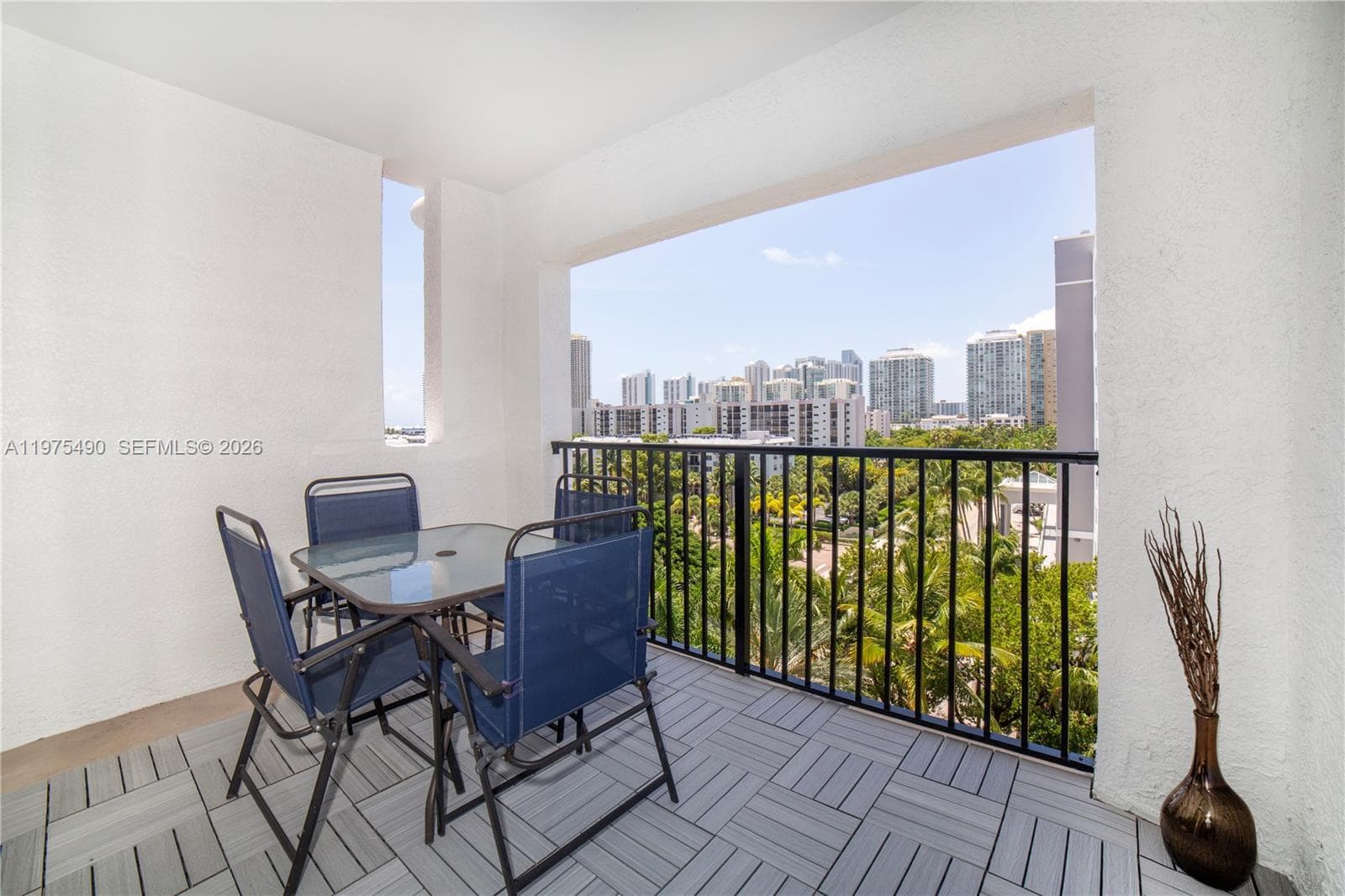 Porto Bellagio · #1802 in Sunny Isles Beach - Photo 29