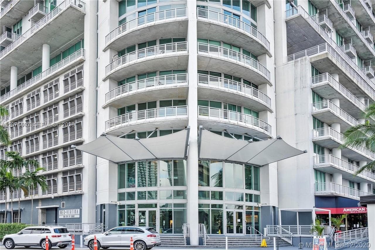 NEO VERTIKA CONDO · #1934 in Miami - Photo 28