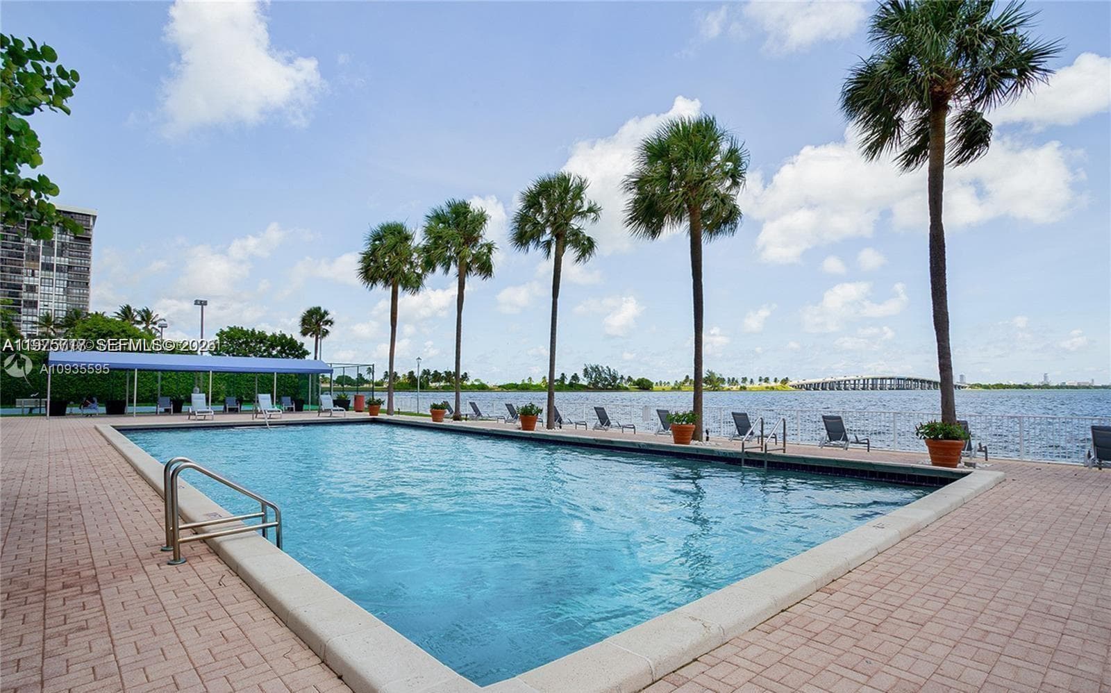 BAY PARK TOWERS CONDO · #PH-03 in Miami - Photo 2