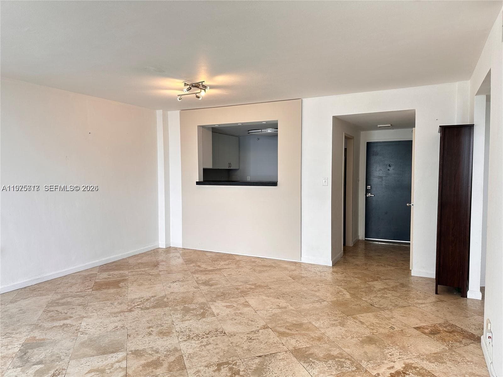 BAY PARK TOWERS CONDO · #PH-03 in Miami - Photo 3