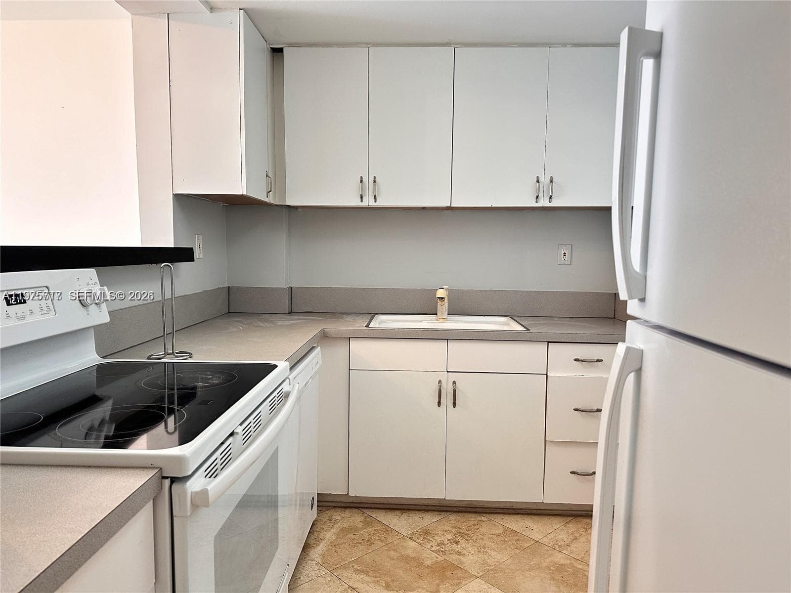 BAY PARK TOWERS CONDO · #PH-03 in Miami - Photo 5