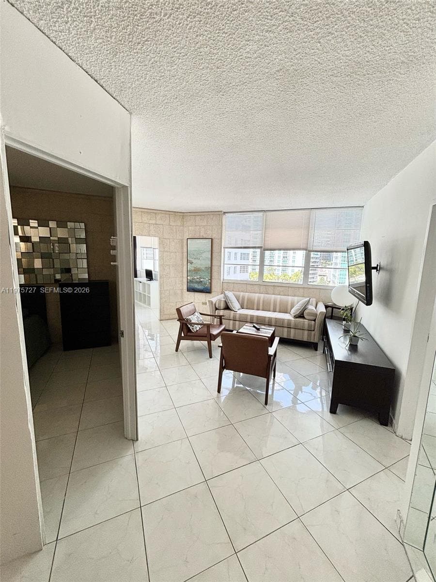 FOUR AMBASSADORS CONDO PH · #1824 in Miami - Photo 11