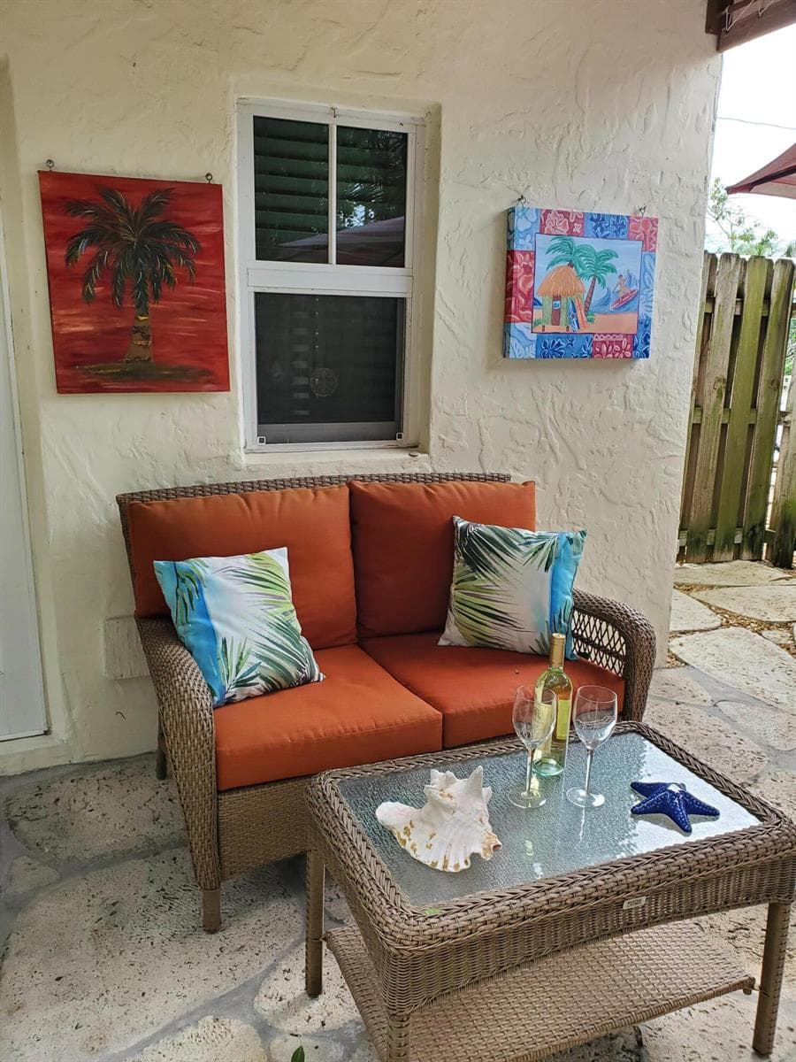 Private sitting area