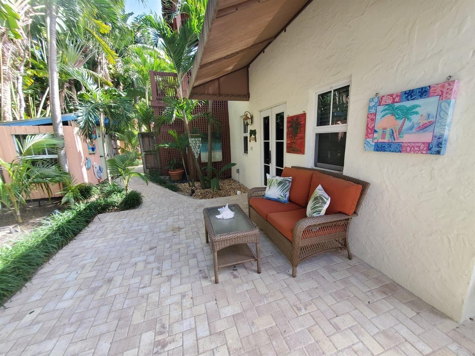 Private Sitting Area