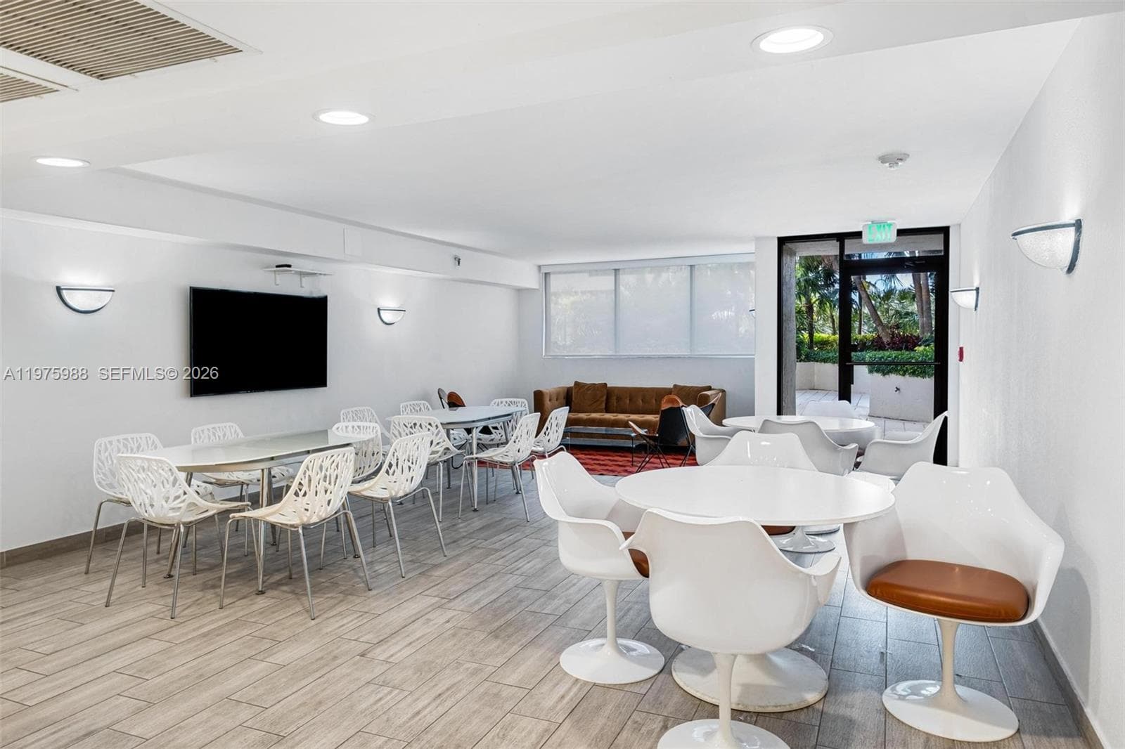 Ocean Lane Plaza Condo · #310 in Key Biscayne - Photo 32