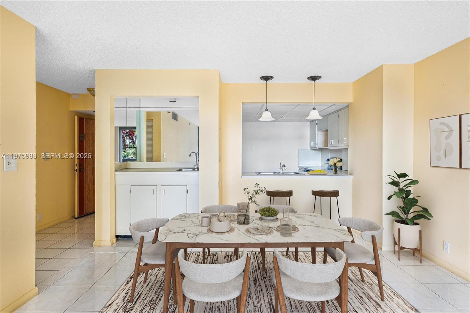 Ocean Lane Plaza Condo · #310 in Key Biscayne - Photo 9