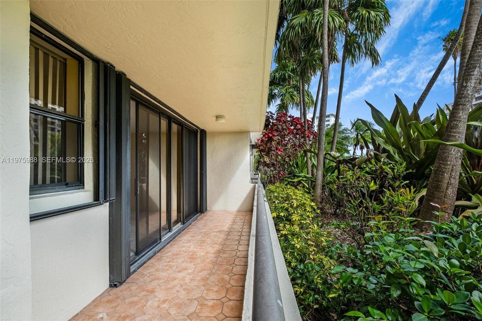 Ocean Lane Plaza Condo · #310 in Key Biscayne - Photo 14