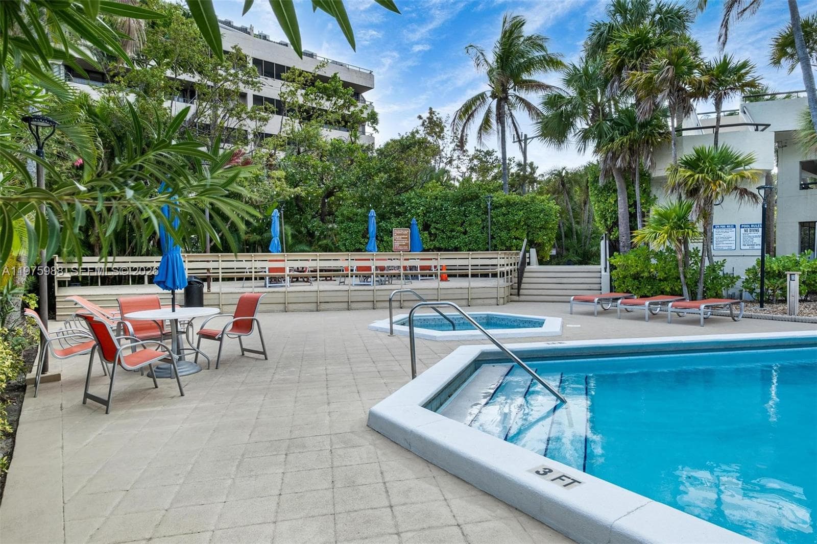 Ocean Lane Plaza Condo · #310 in Key Biscayne - Photo 37