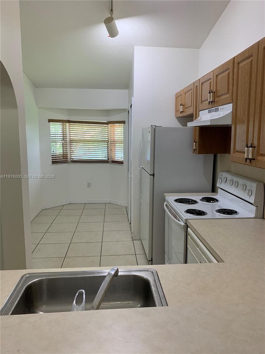 VENETIA GARDENS SOUTH CON · #205-58 in Homestead - Photo 2
