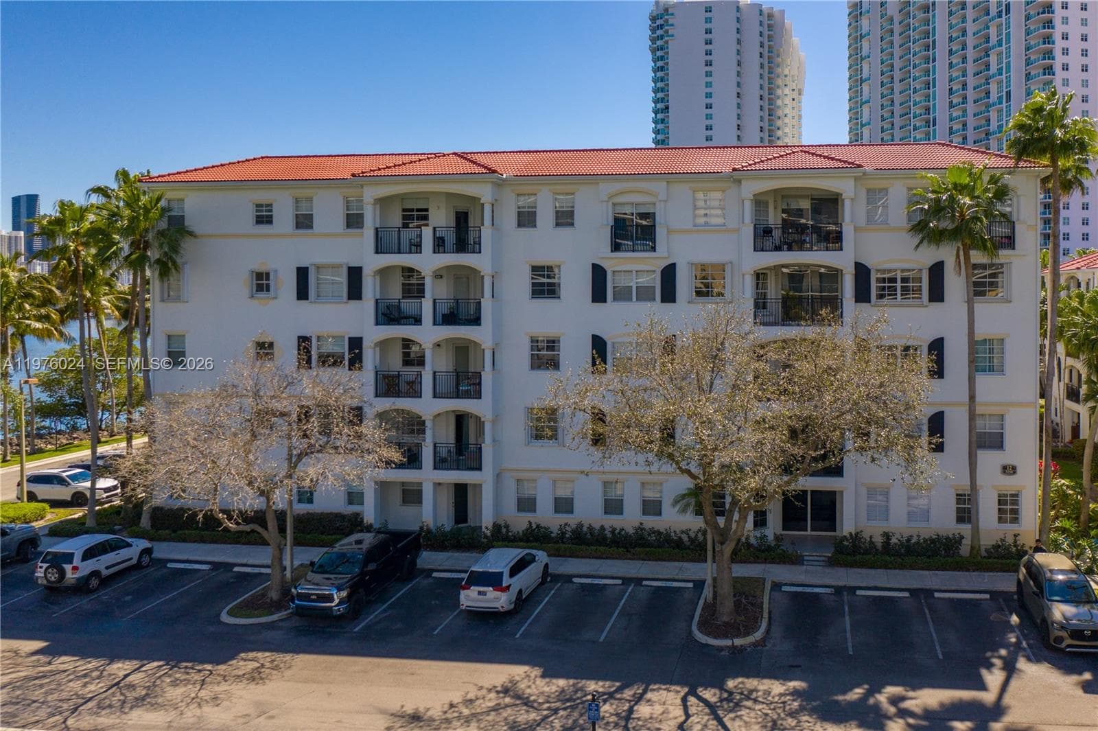 VILLAGE BY THE BAY CONDO · #12101 in Aventura - Photo 2