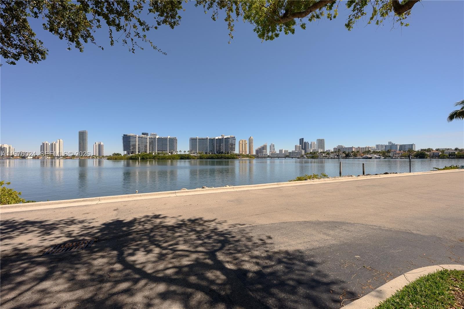 VILLAGE BY THE BAY CONDO · #12101 in Aventura - Photo 56