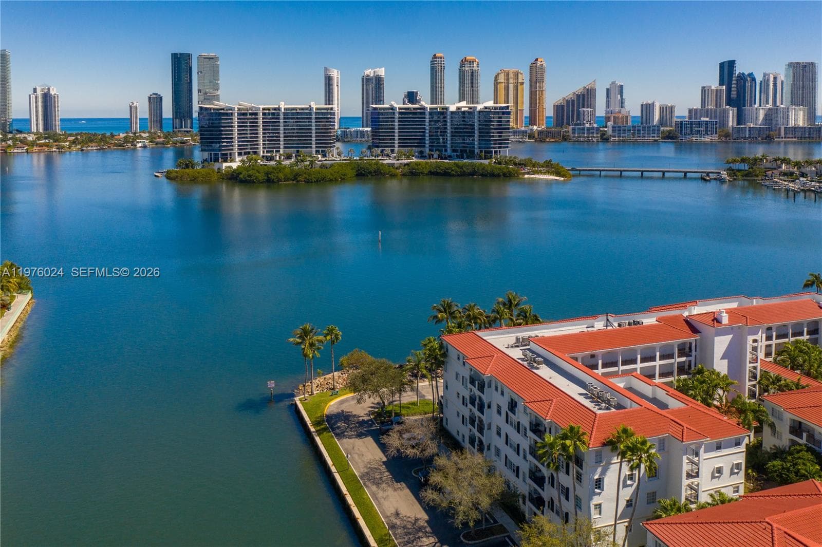 VILLAGE BY THE BAY CONDO · #12101 in Aventura - Photo 7
