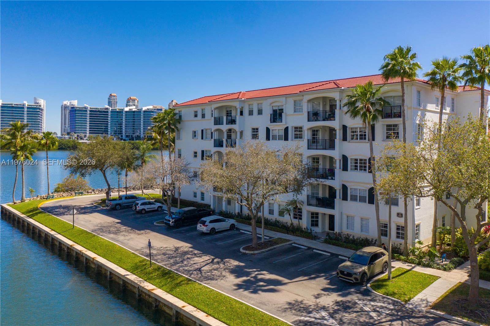 VILLAGE BY THE BAY CONDO · #12101 in Aventura - Photo 3