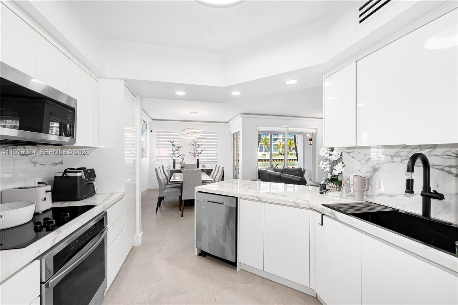 VILLAGE BY THE BAY CONDO · #12101 in Aventura - Photo 29