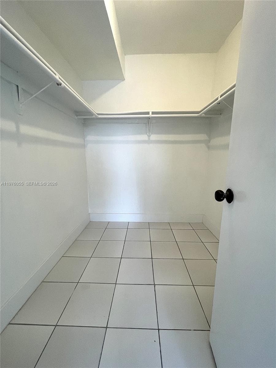 STAR LAKE NORTH NAUTILUS · #2224 in Miami - Photo 8