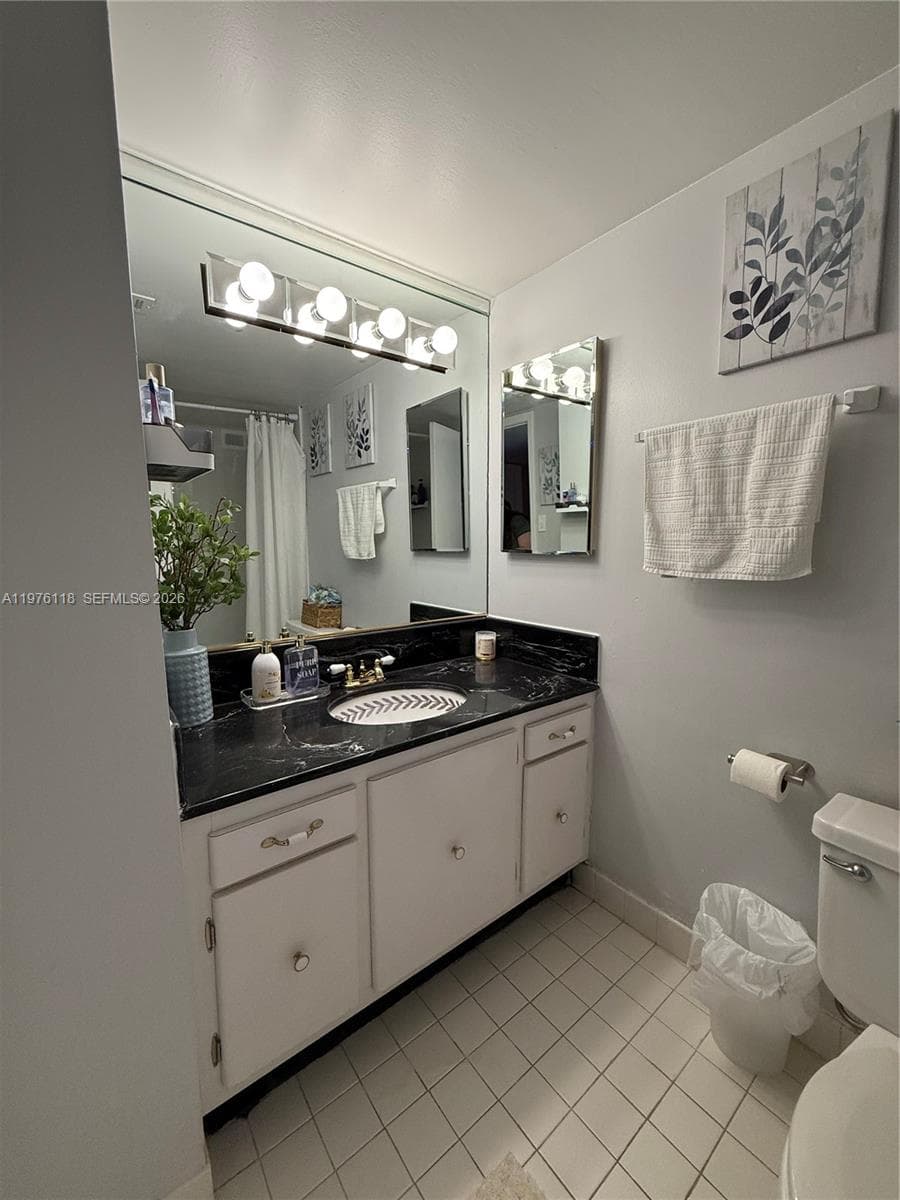 Del Prado Marina · #805 in Aventura - Photo 12