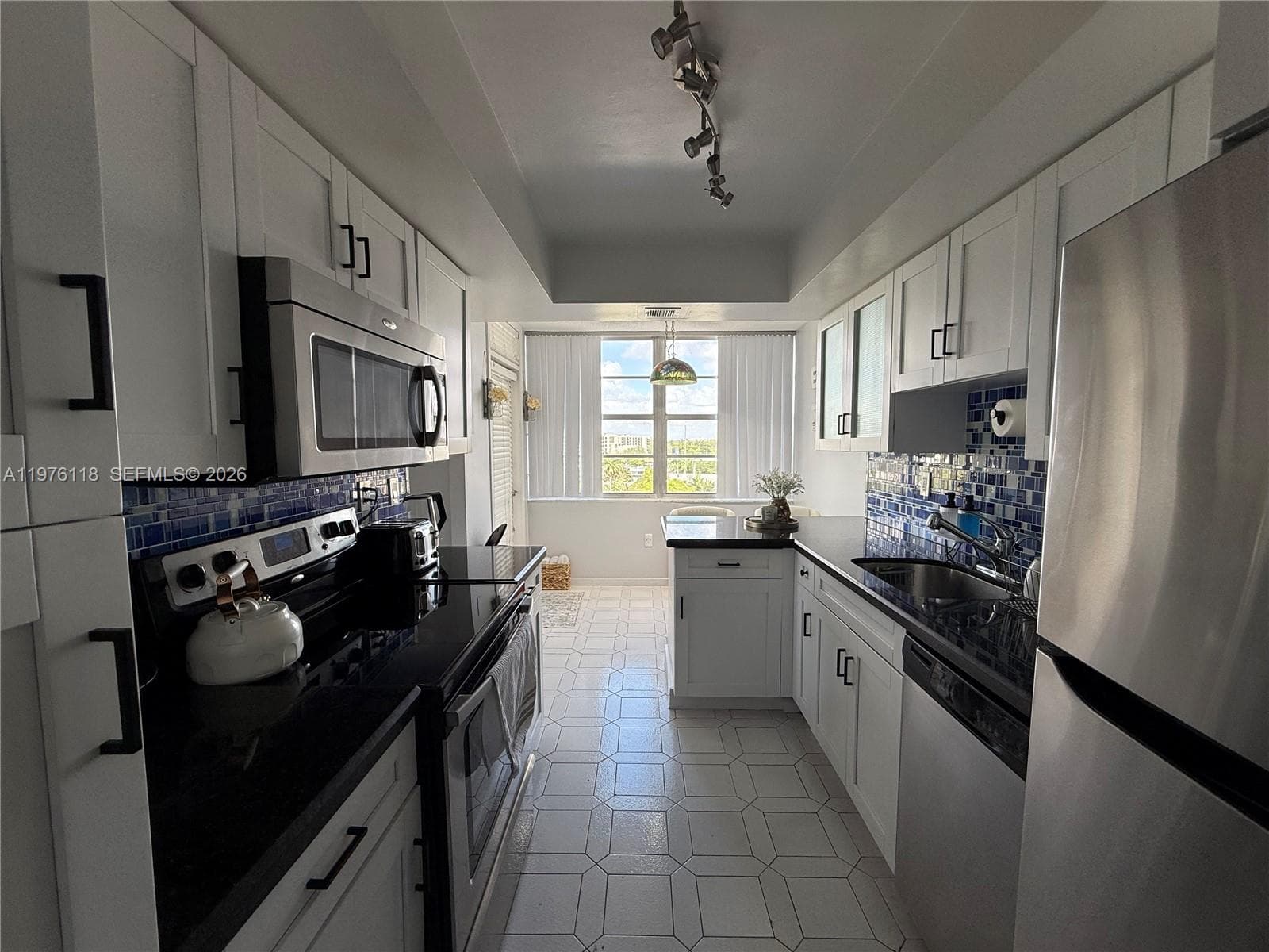 Del Prado Marina · #805 in Aventura - Photo 14