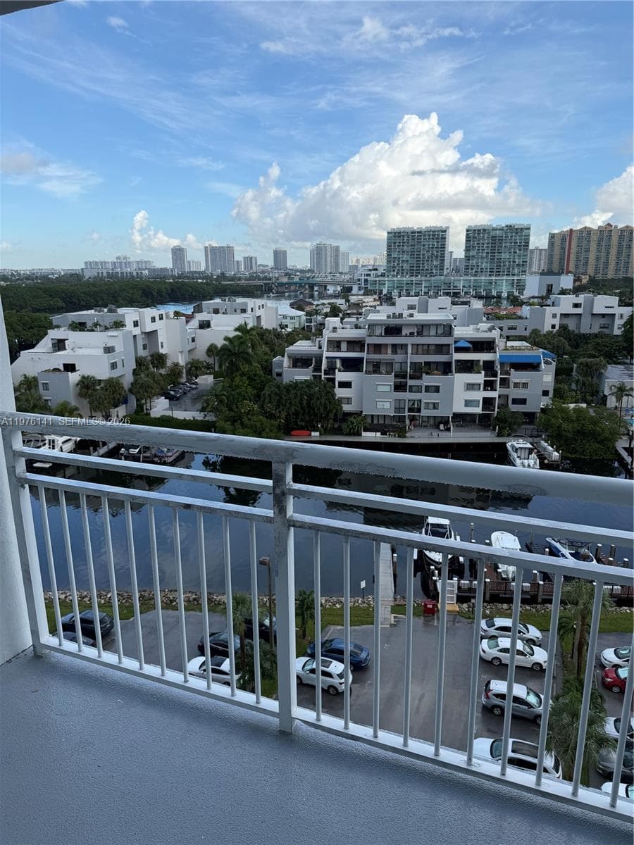 COASTAL TOWERS CONDO · #1026 in Sunny Isles Beach - Photo 11