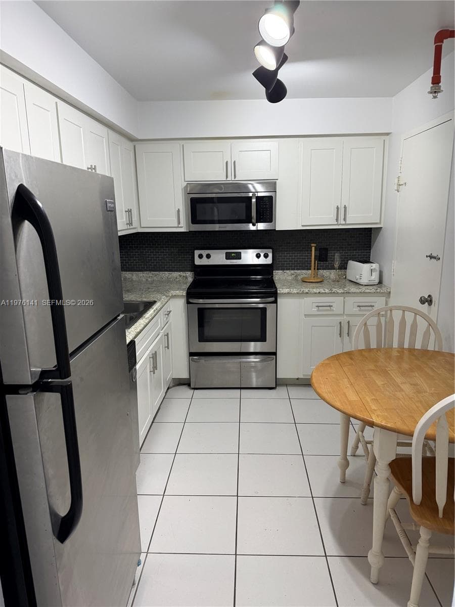 COASTAL TOWERS CONDO · #1026 in Sunny Isles Beach - Photo 4