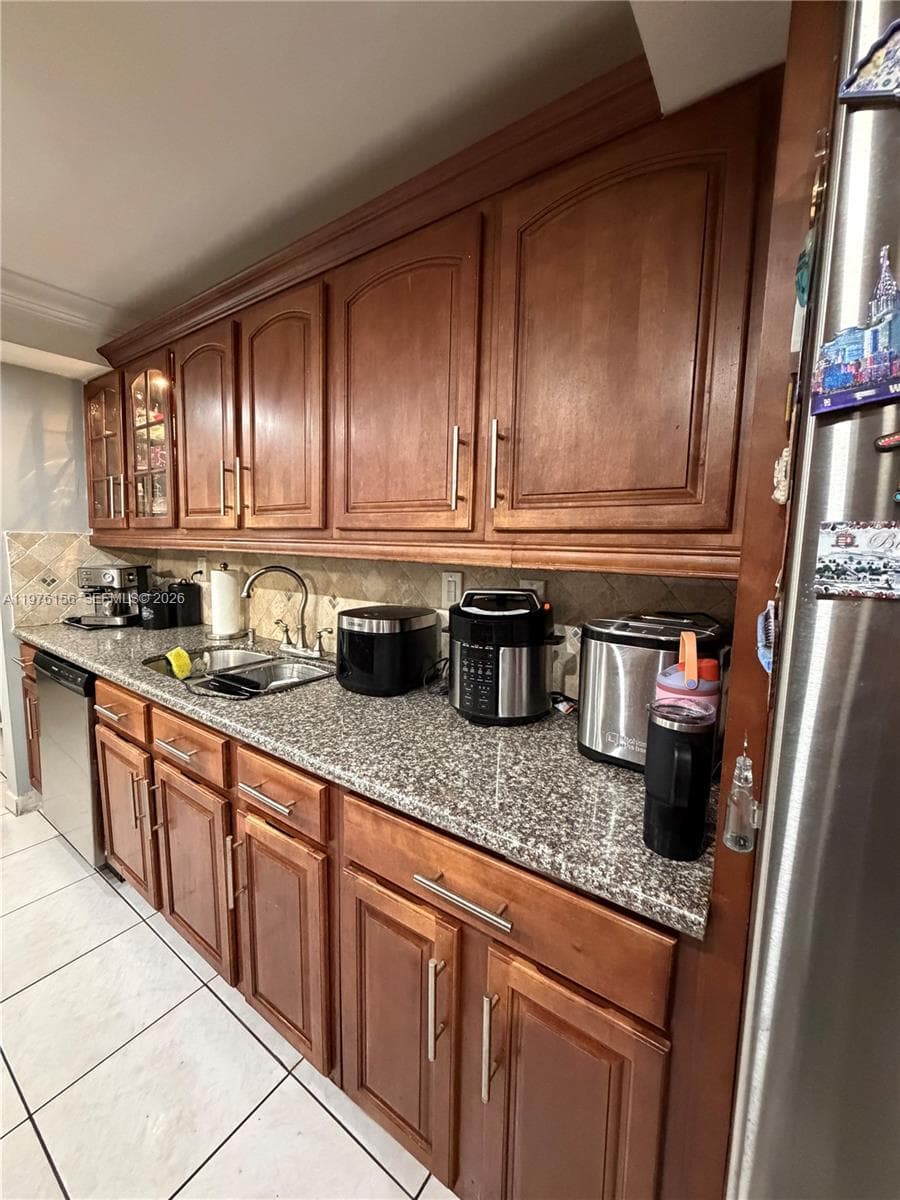 8408 NW 8th St #8408 photo 16