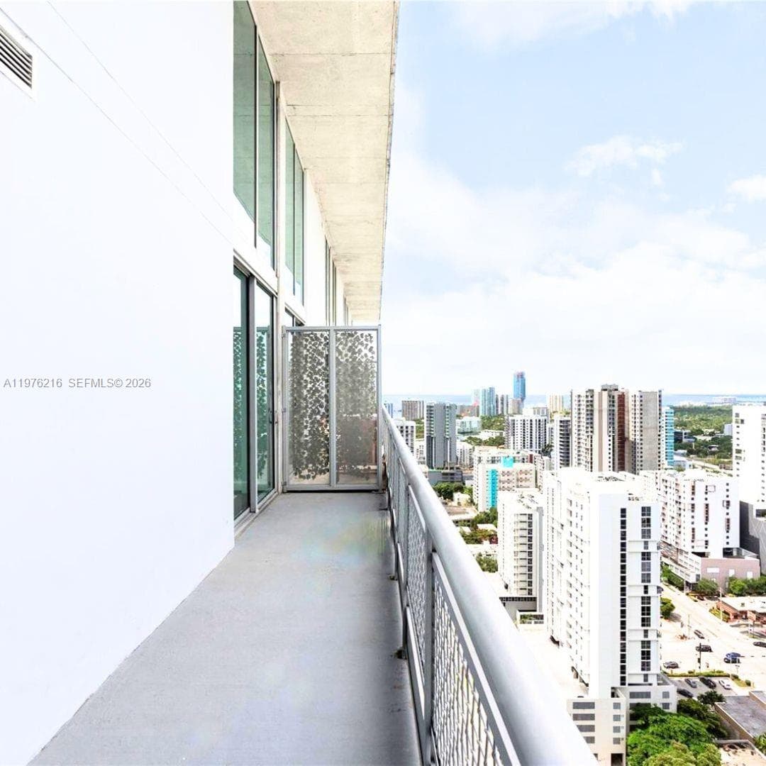 NEO VERTIKA CONDO · #PHI24 in Miami - Photo 7
