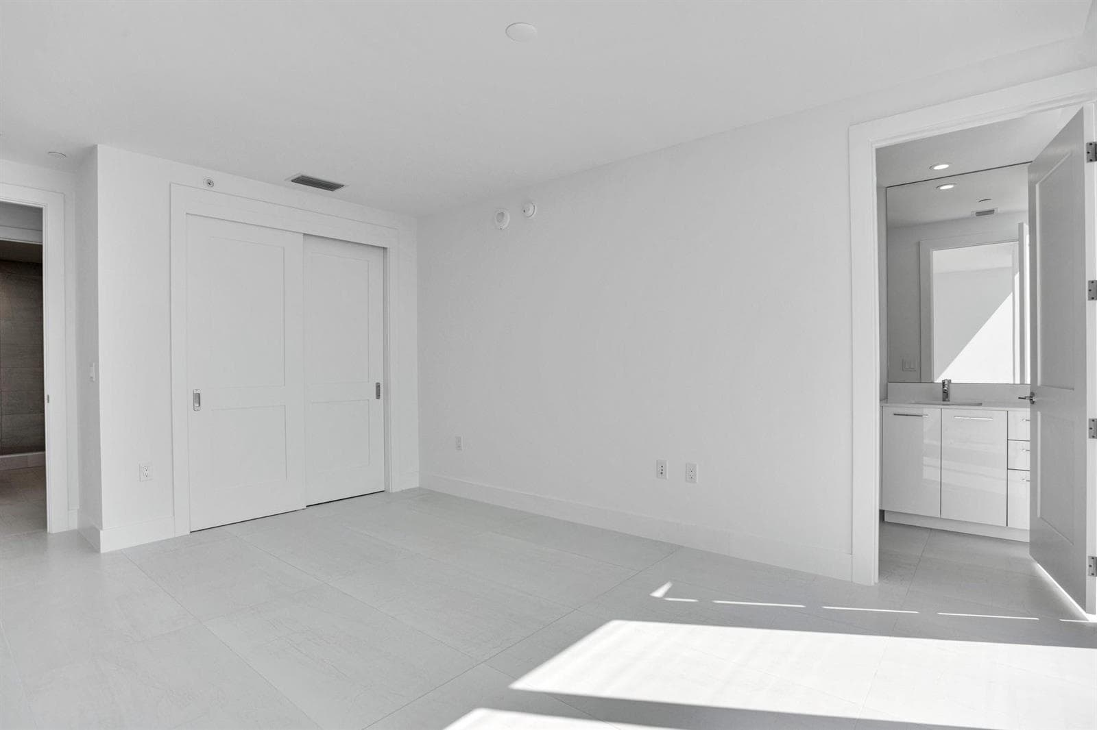 Guest suite (2)