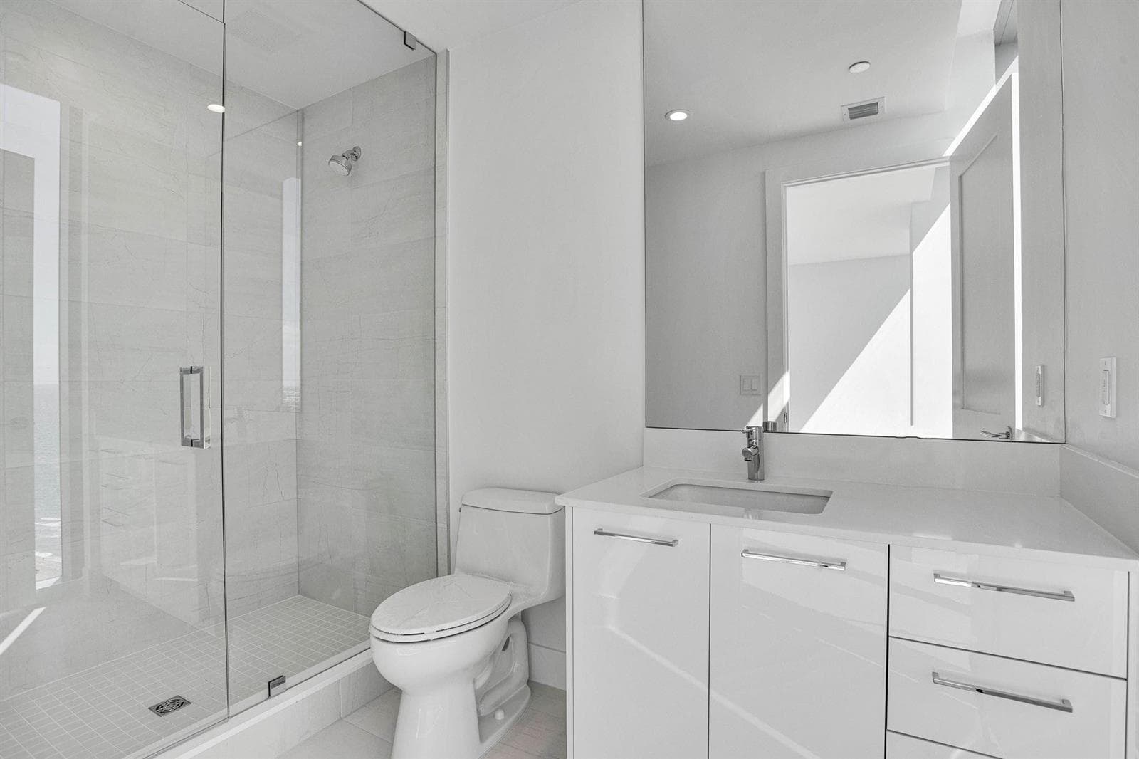 Guest suite (2) -bath