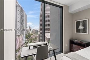 Reach Brickell City Centre · #1209 in Miami - Photo 17