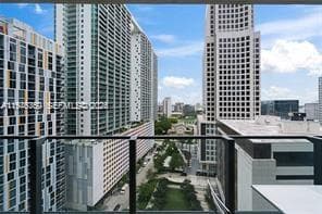 Reach Brickell City Centre · #1209 in Miami - Photo 43