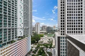 Reach Brickell City Centre · #1209 in Miami - Photo 48