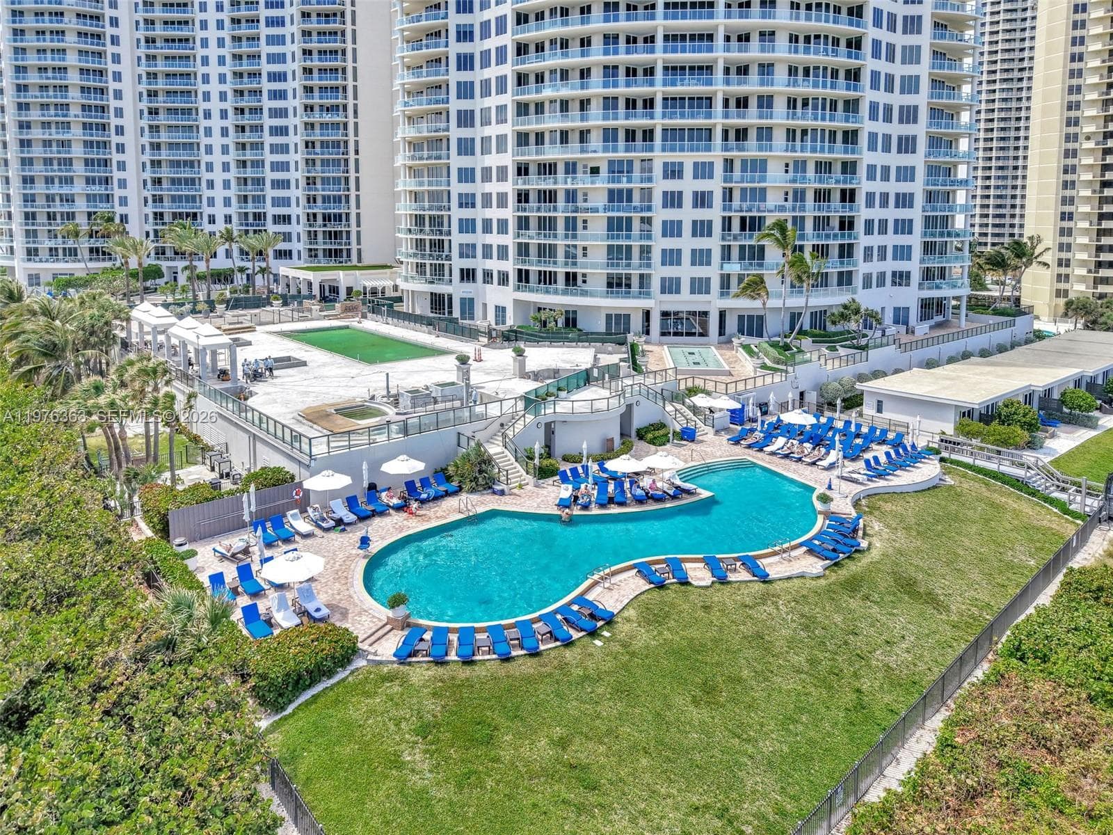 Ritz Residences · #902B in Singer Island - Photo 7