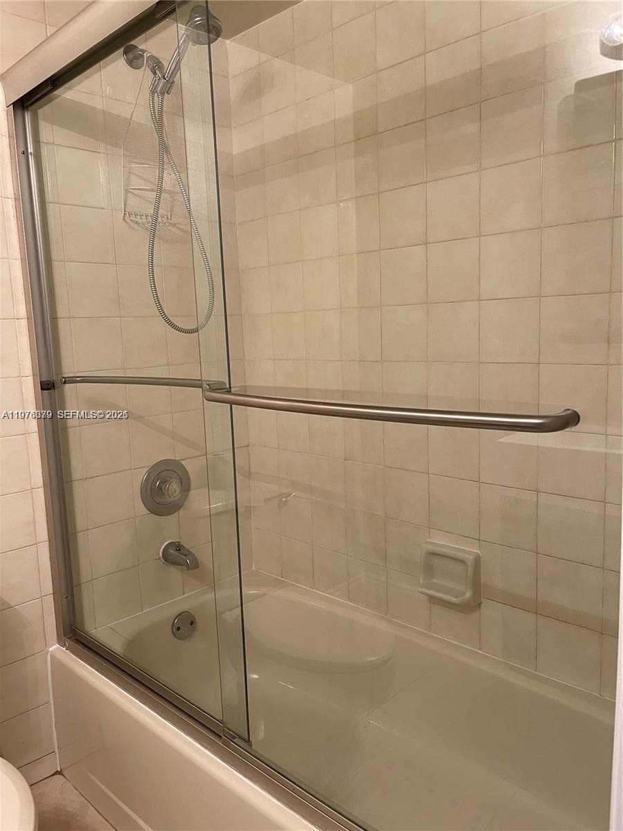 2nd bathroom
