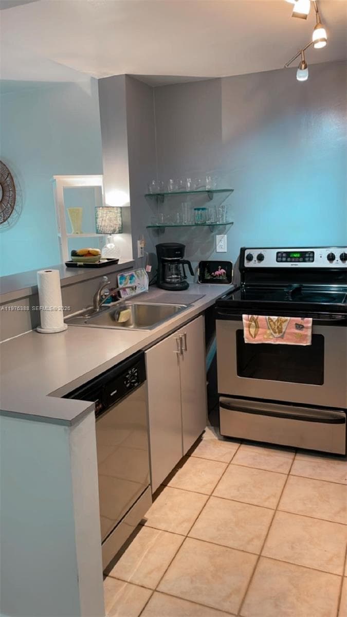 BAYVIEW GARDENS CONDO · #303 in Miami Beach - Photo 3