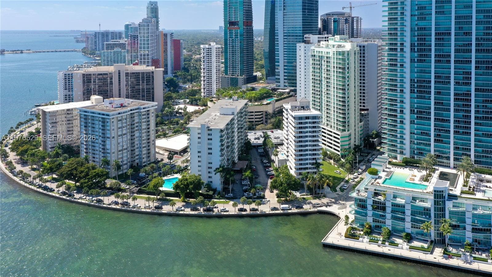 BRICKELL BAY TOWER CONDO · #903 in Miami - Photo 20