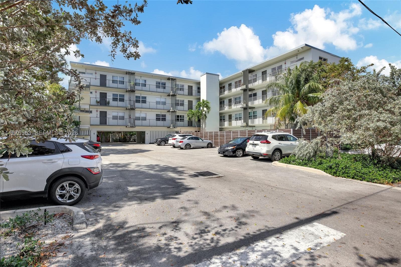 Park Place · #301 in Fort Lauderdale - Photo 2