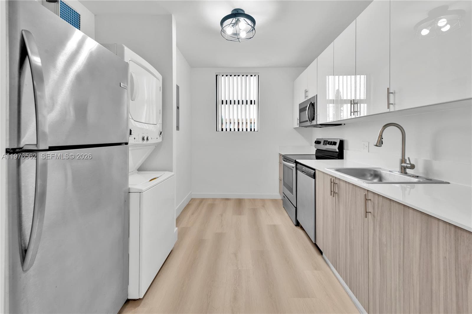 LAWRENCE ESTATE LAND CO · #203 in Miami - Photo 2
