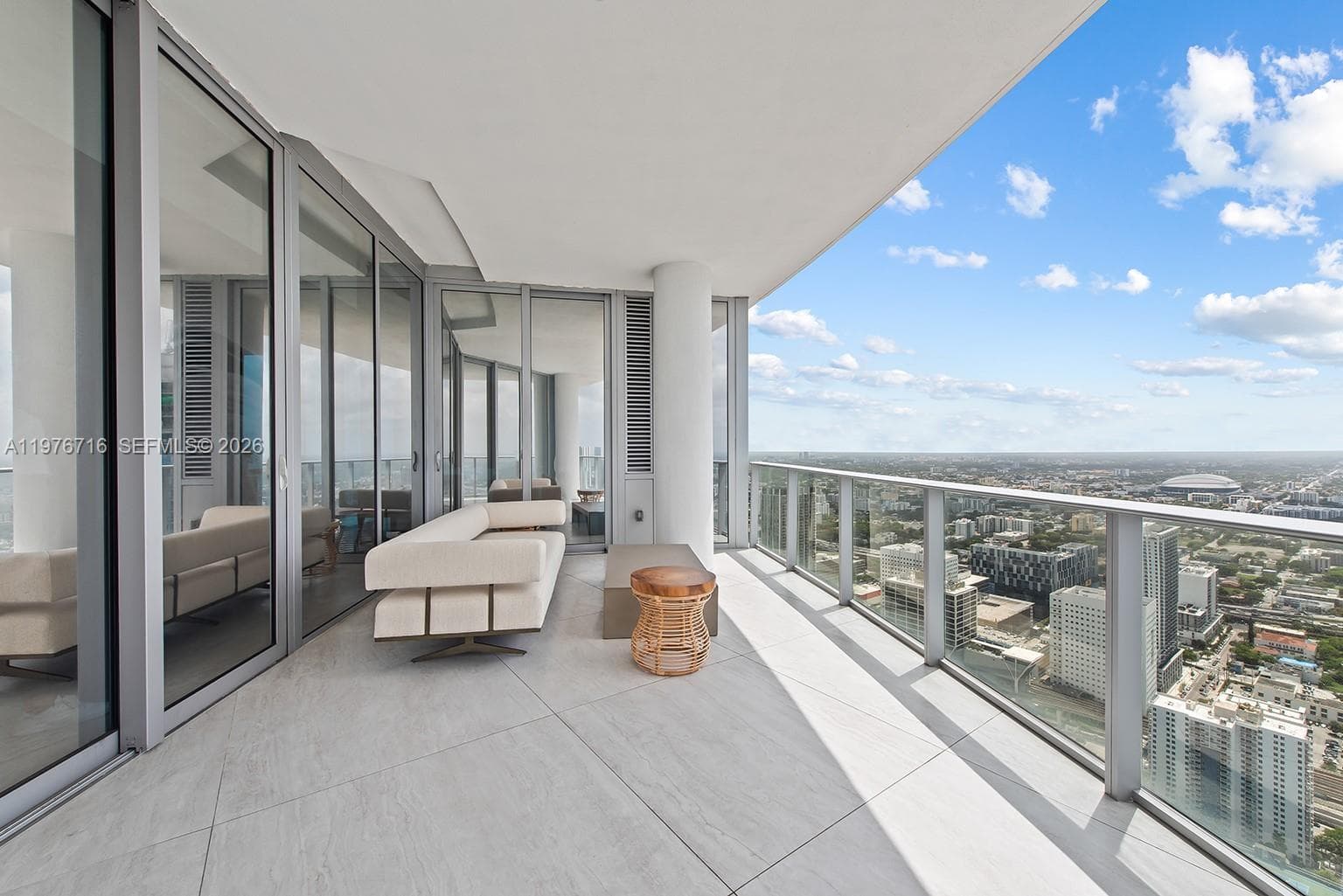 Paramount Miami Worldcenter · #PH 5402 in Miami - Photo 4