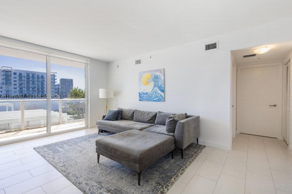 4250 BISCAYNE BOULEVARD C · #816 in Miami - Photo 8