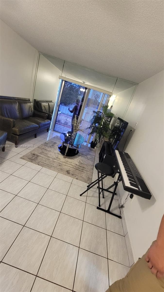 MADRID TERRACE CONDO · #207 in Miami - Photo 4