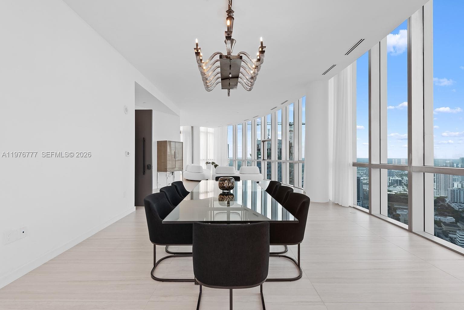 Paramount Miami Worldcenter · #PH 5700 in Miami - Photo 22