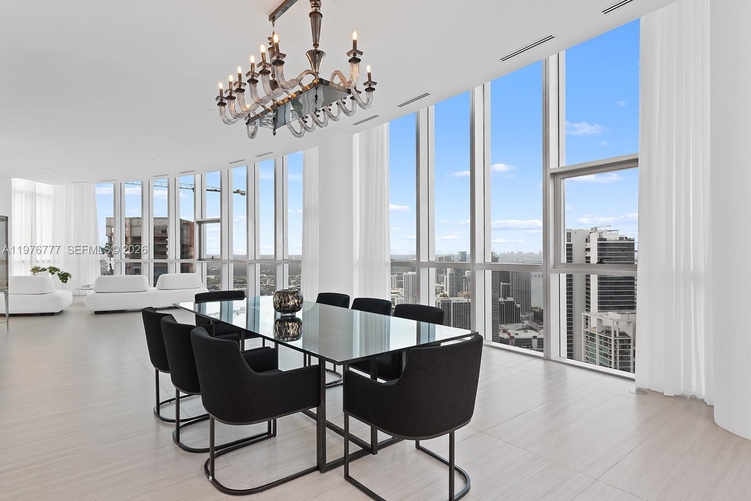 Paramount Miami Worldcenter · #PH 5700 in Miami - Photo 24