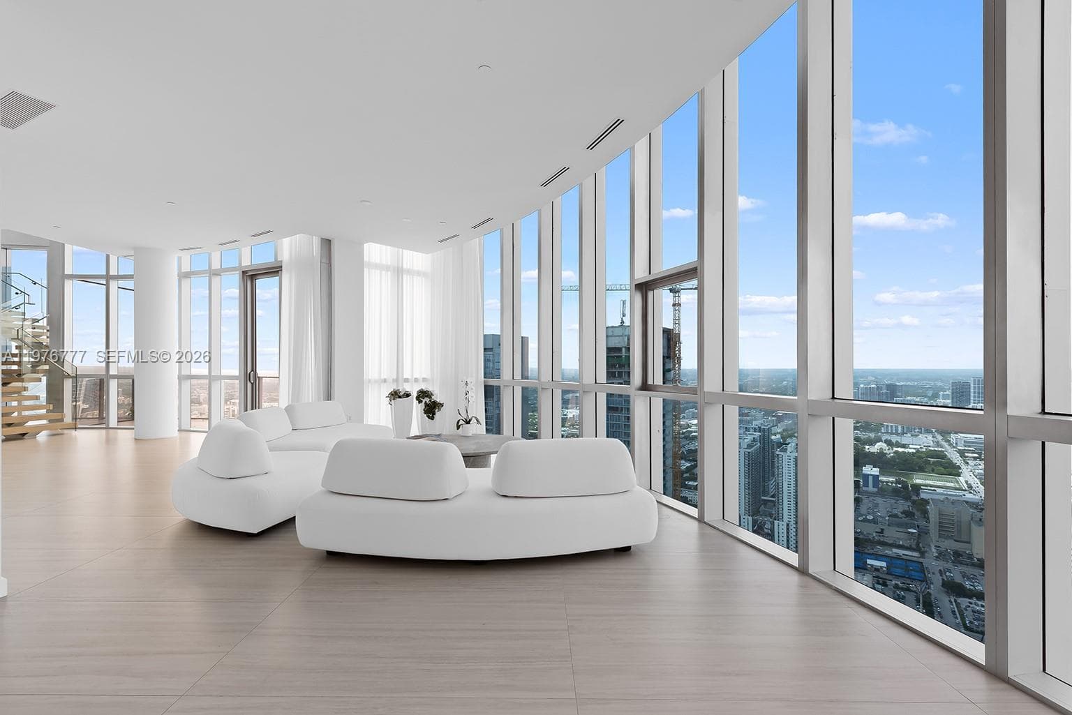 Paramount Miami Worldcenter · #PH 5700 in Miami - Photo 19