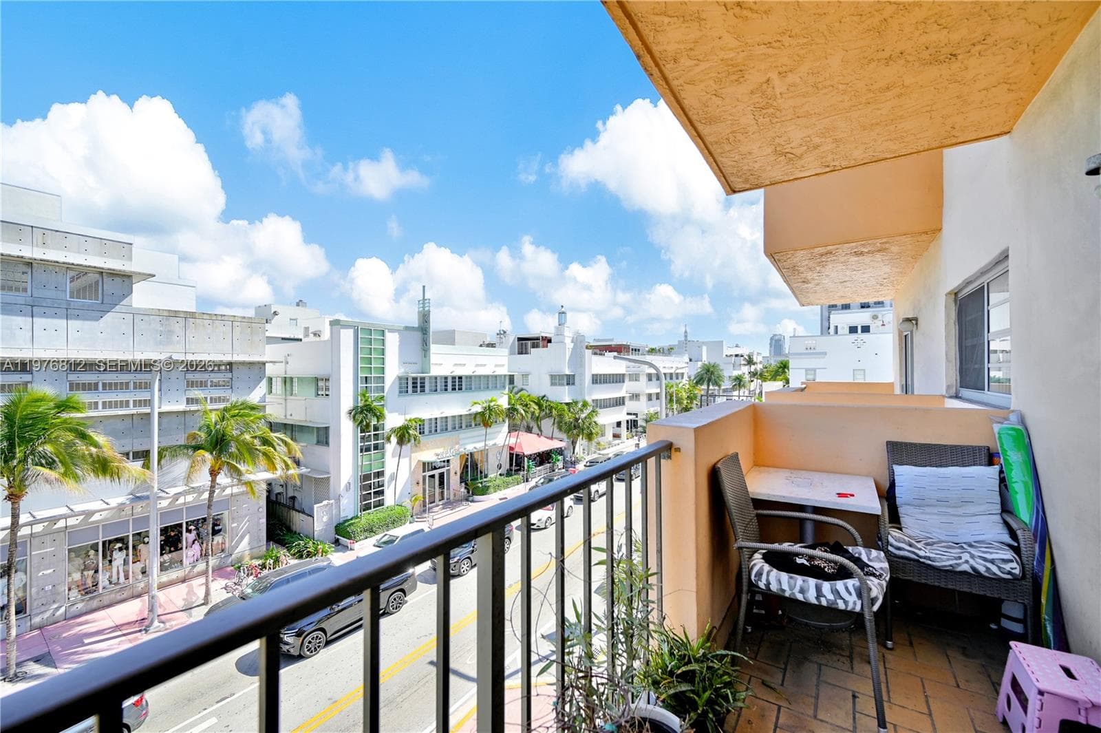 Collins Vista Condo · #405 in Miami Beach - Photo 4